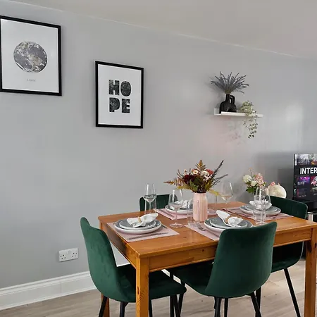 Apartamento Garden 1-Bed Flat 30Min To Downtown & Free Parking Londres Exterior foto
