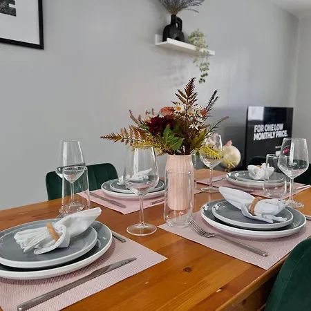Apartamento Garden 1-Bed Flat 30Min To Downtown & Free Parking Londres Exterior foto