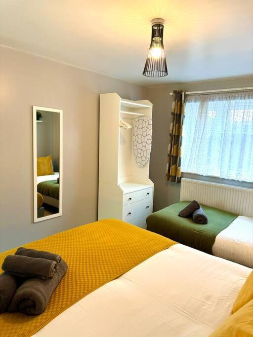 Apartamento Garden 1-bed Flat 30min To Downtown & Free Parking Londres