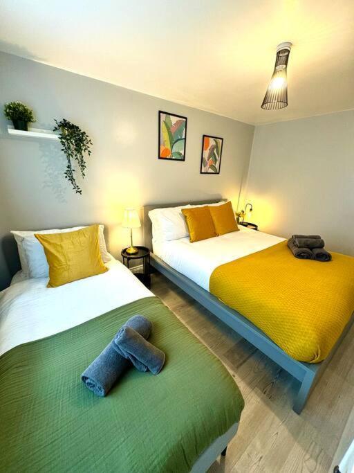 Apartamento Garden 1-bed Flat 30min To Downtown & Free Parking *