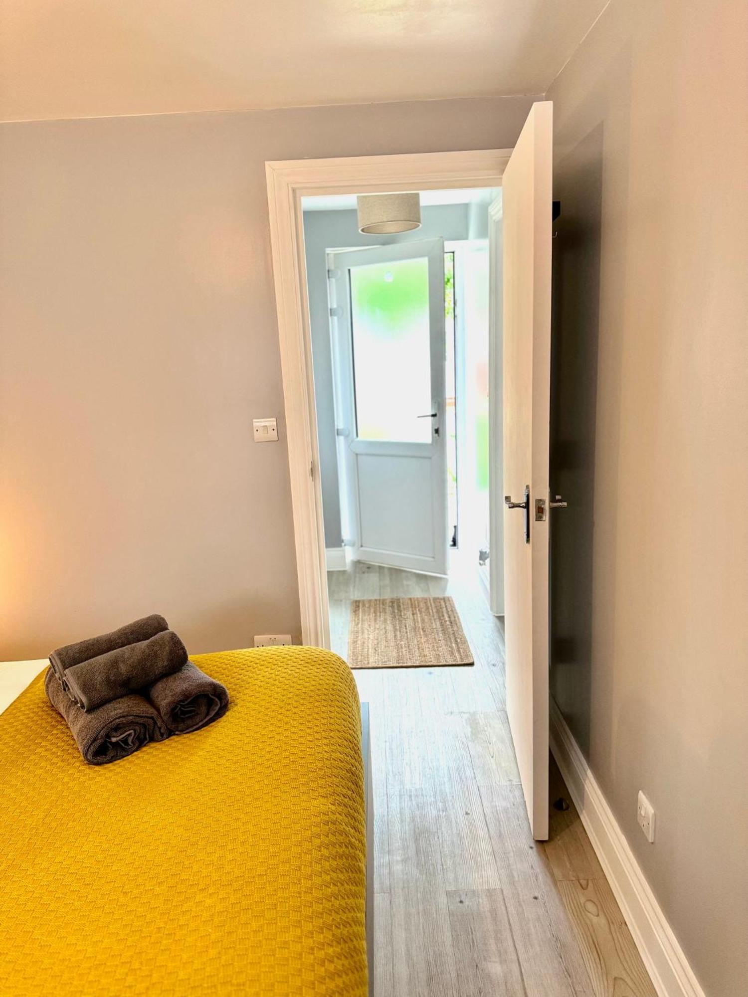 Garden 1-bed Flat 30min To Downtown & Free Parking Appartamento Londra